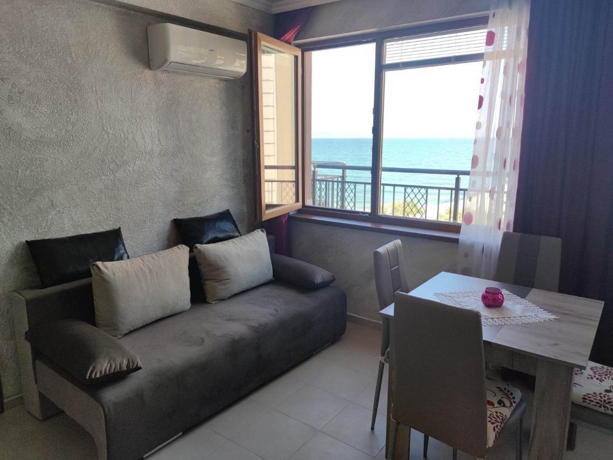 Apartament Piero Pomorie Esterno foto